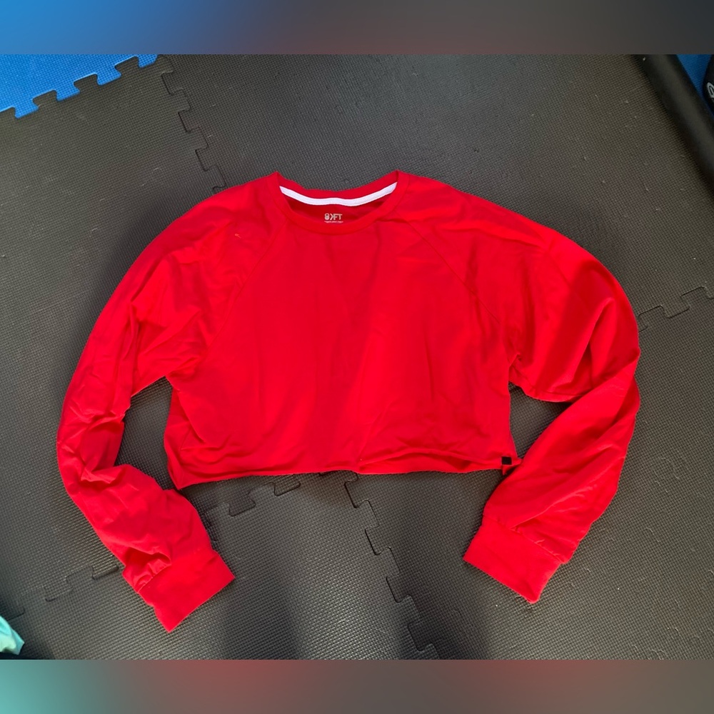 KFT crop top, M